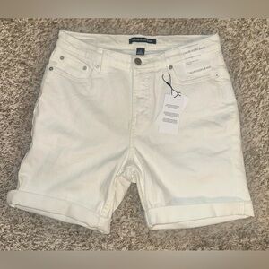 Calvin Klein Jeans White High Bermuda Shorts NWT